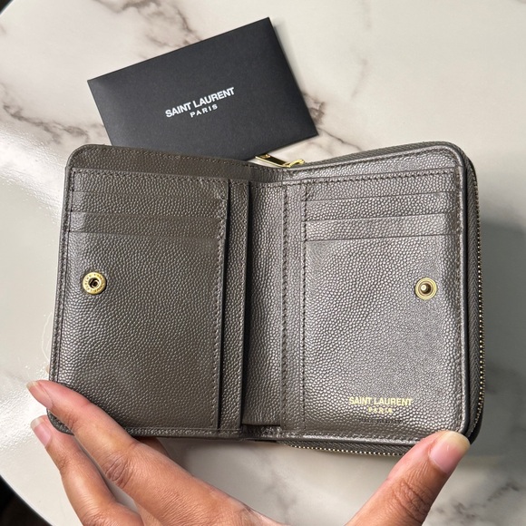 Saint Laurent Cassandre Matelasse Compact Zip-Around Wallet - Picture 6 of 7
